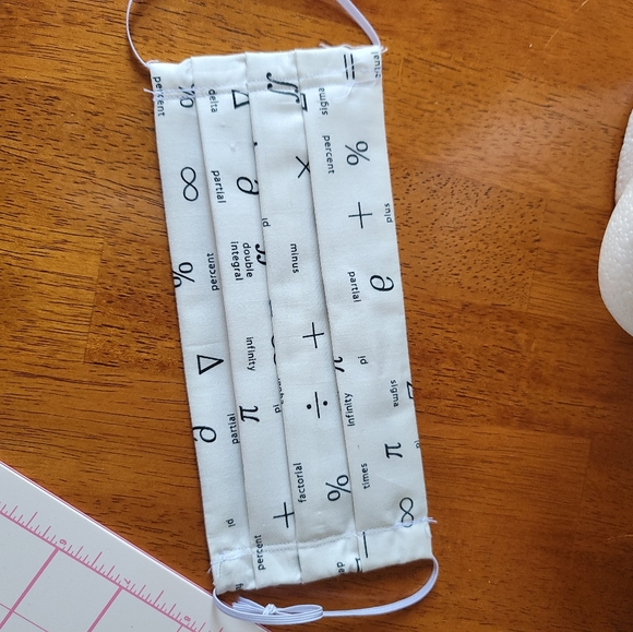 Mayh Symbol Face Mask - Picture 3 of 4